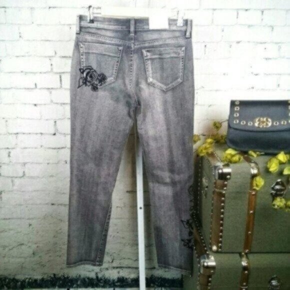 Jessica Simpson distressed Mika Best Friend Jeans In Black Size 25 - Picture 2 of 5